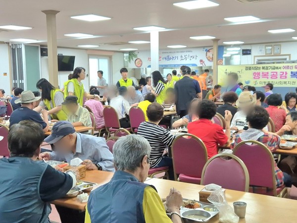 ▲  한화에어로스페이스(주) 여수사업장과 함께하는 건강한 여름나기 초복행사 