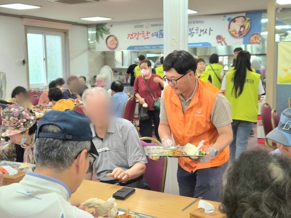 ▲ 한화에어로스페이스(주) 여수사업장과 함께하는 건강한 여름나기 초복행사 