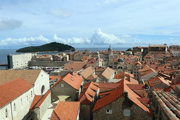 ▲ 성벽 위에서 바라본 두브로브니크 시가지 모습  ⓒ 오문수
