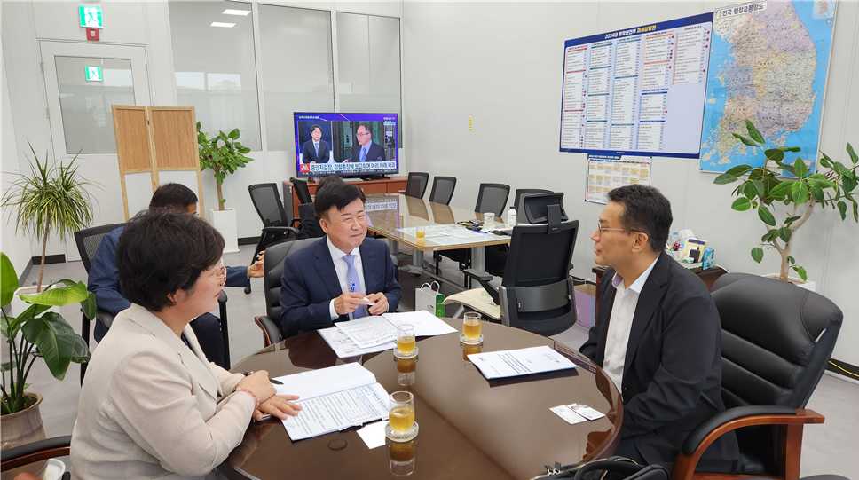 ▲정기명 시장이 내년도 지역현안 국고건의사업에 대한 적극적인 국비 지원을 요청했다.