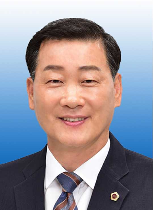 ▲ 제12대 전라남도의회 후반기 부의장으로 선출된 이광일 도의원