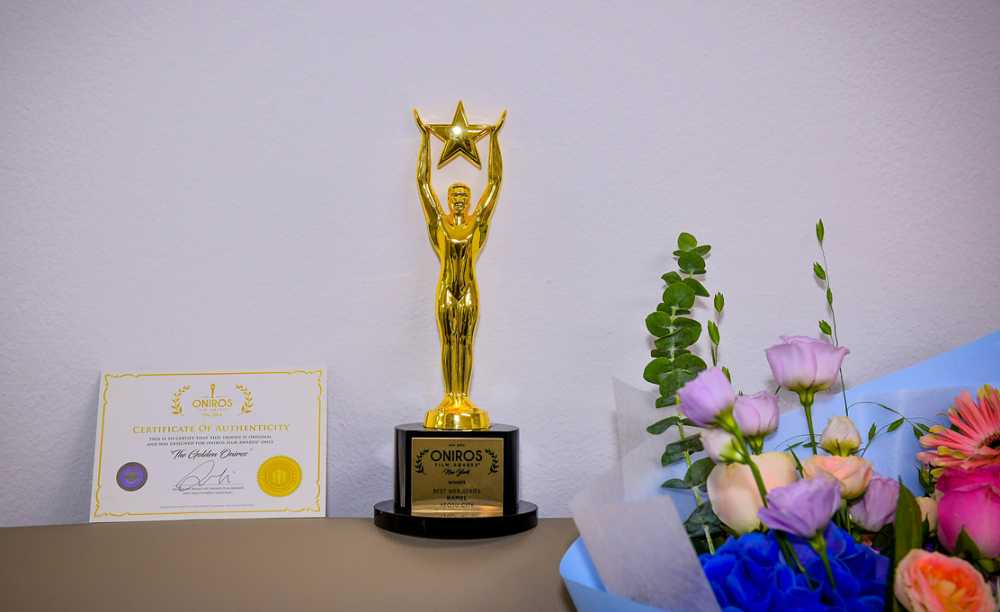 ▲ 이탈리아 오니로스 필름 어워즈 ‘베스트 웹 시리즈상’ 