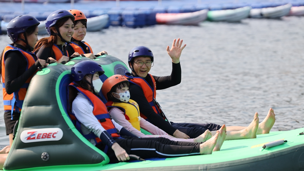 ▲ ‘제35회 해양소년단리갓타 with 2024 여수마린페스티벌’ 프로그램을 즐기는 사람들