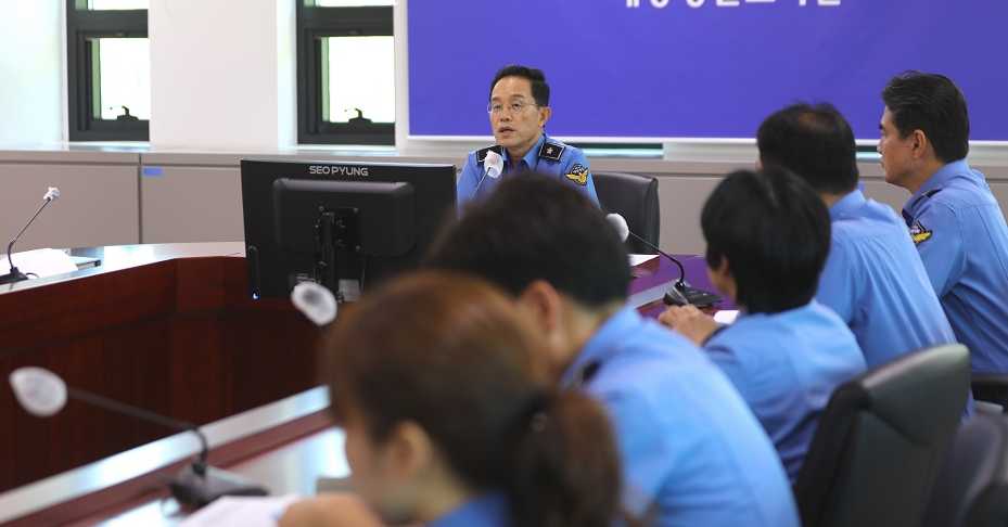 ▲ 한상철 원장이 지시사항을 전달하고 있다.