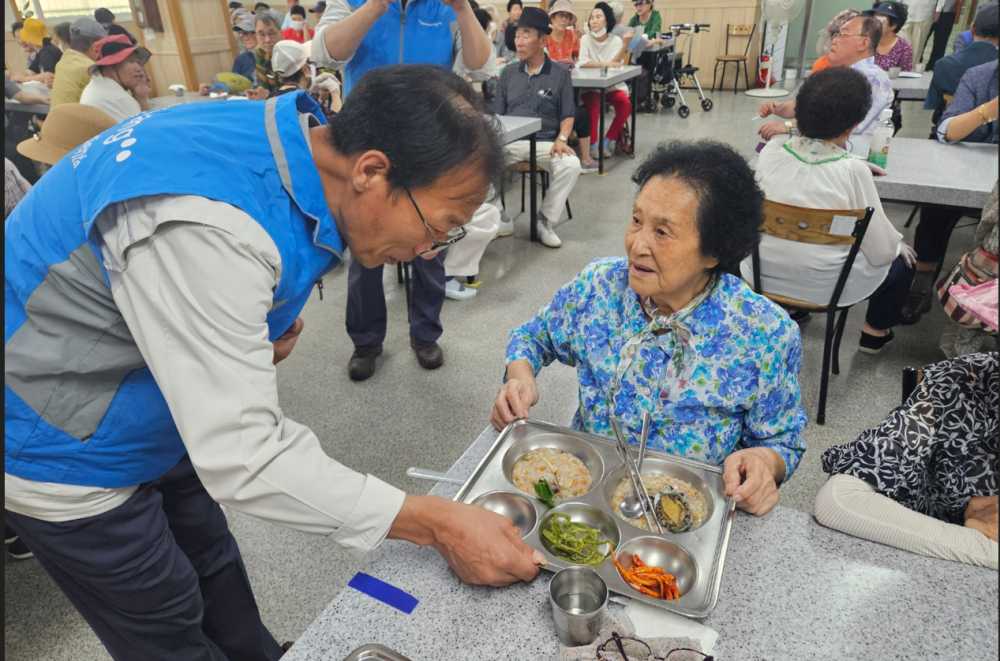 ▲문수복지관 ’삼남석유화학(주) 노·사가 함께하는 영양Day’ 현장