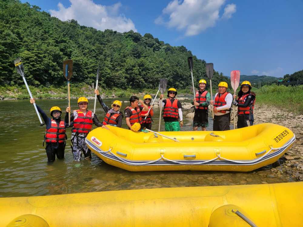▲ 동창들과 떠난 경호강 래프팅
