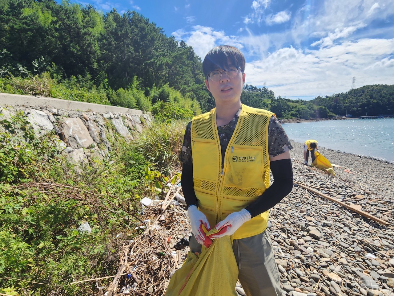 ▲ 꾸준히 봉사활동에 참여한 한영대학 정원우 학생은 취업후에도 상생의 가치를 실천하는 삶을 살고 싶다고 말했다 ⓒ심명남