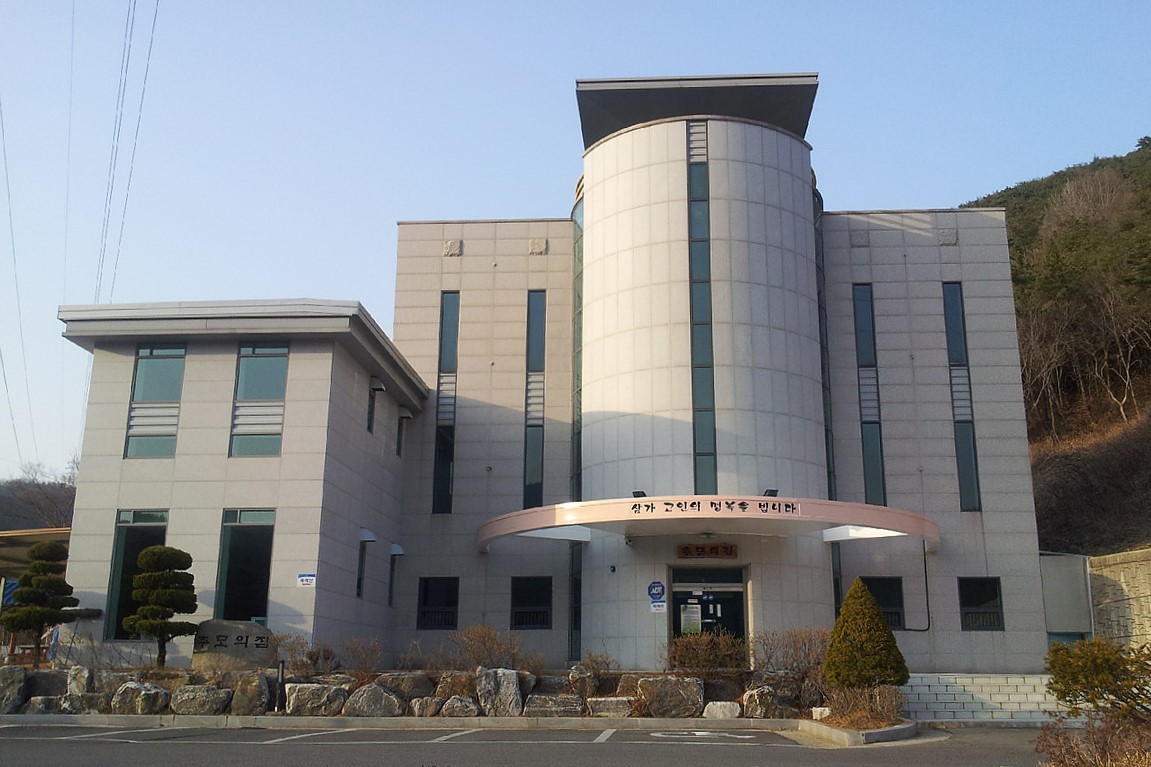 ▲여수시가 성묘객이 크게 증가하는 추석 명절 연휴 기간 ‘영락공원’ 운영 일정을 안내하고 이용 주의를 당부했다. ⓒ여수시