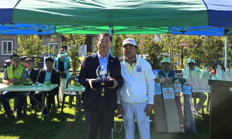 ▲ 이광일 부의장 여수시파크골프협회 ‘감사패’ 수상 ⓒ이광일 의원실