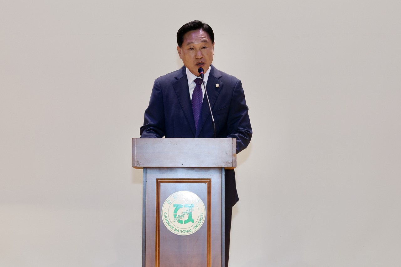 ▲문성 위원장 여수 수산식품클러스터 조성사업 정책 토론회 참석했다.