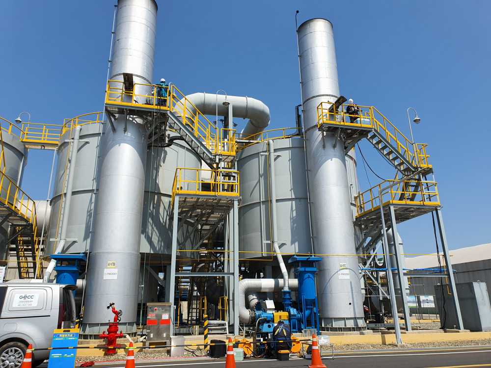 ▲ 최우수 대기·악취분석기관 인증-대기분야 굴뚝 시료채취 숙련도 평가 수행ⓒ전라남도청