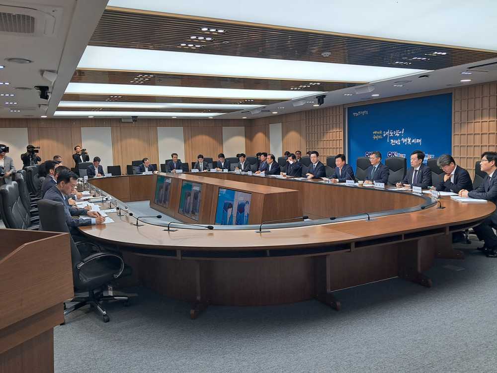 ▲ 정기명 여수시장, 2026여수세계섬박람회 예산 147억 원 추가 확보ⓒ여수시청