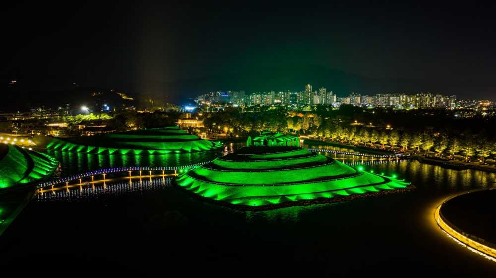 ▲ 순천만국가정원 동문 야간경관ⓒ순천시