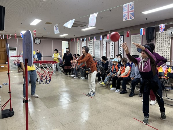 ▲ 치매예방 두뇌올림픽 농구 