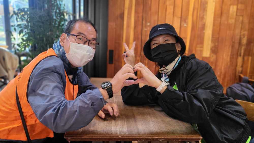 ▲ 장애인 이용자와 활동지원사가 함께 고창 상하농원으로 나들이를 다녀왔다ⓒ문수종합사회복지관