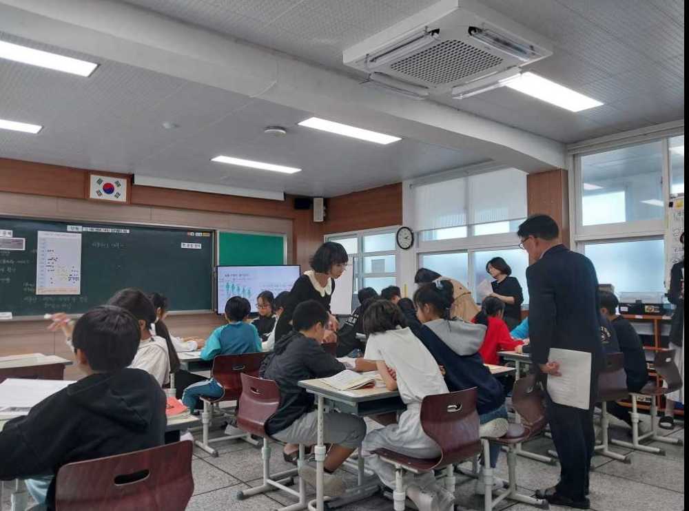 ▲ 수석교사 수업 나눔의 모습ⓒ전라남도교육청