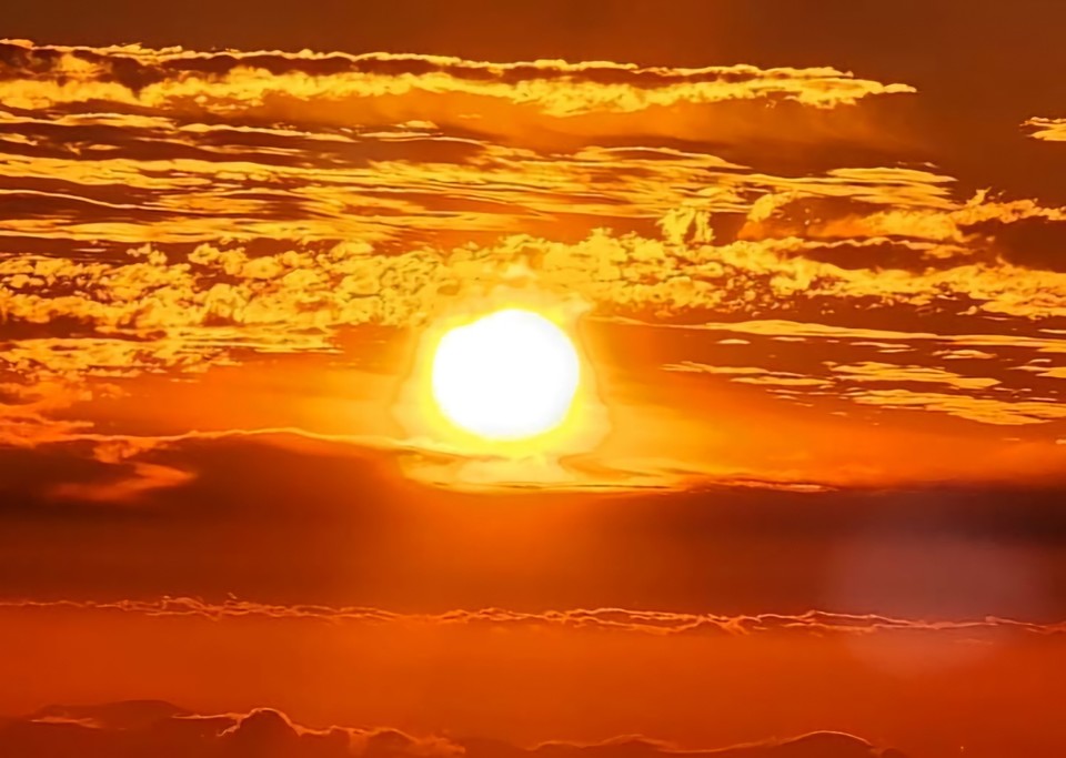 ▲ 법이란 것은 본래 모두에게 공평해야 하며, 권력은 그 자신부터 청렴해야 한다.