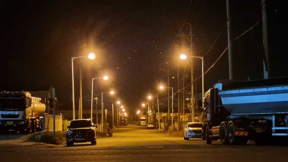 ▲ 여수국가산단 조명등 교체사진 ⓒ여수시