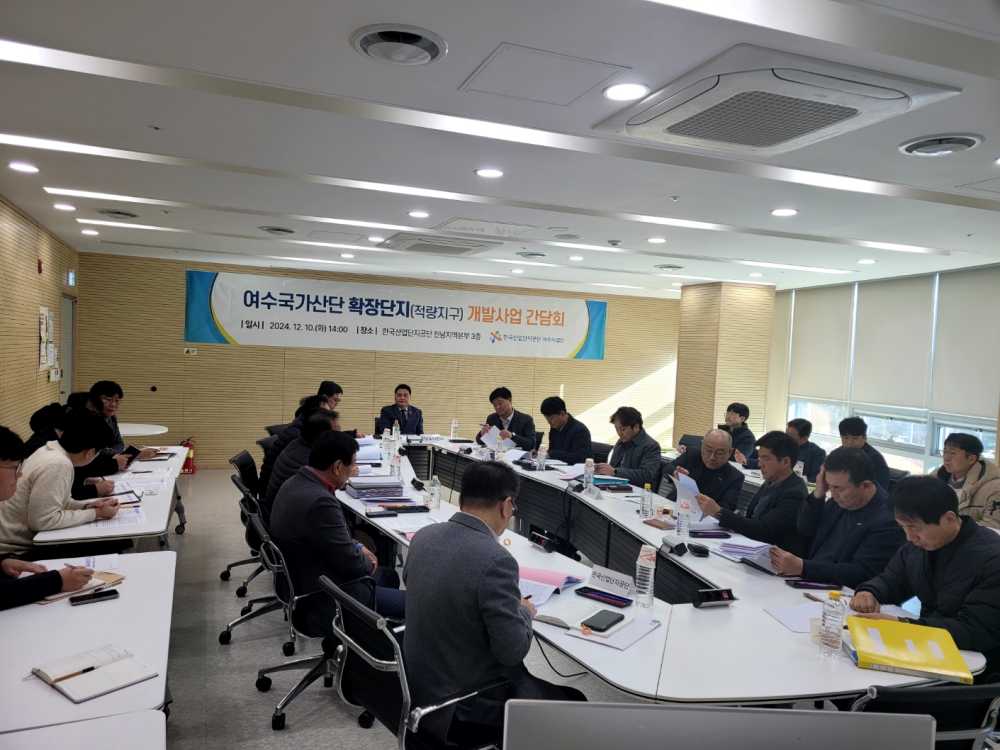 ▲ 주종섭 의원이 간담회를 진행하고 있다.ⓒ전라남도의회 