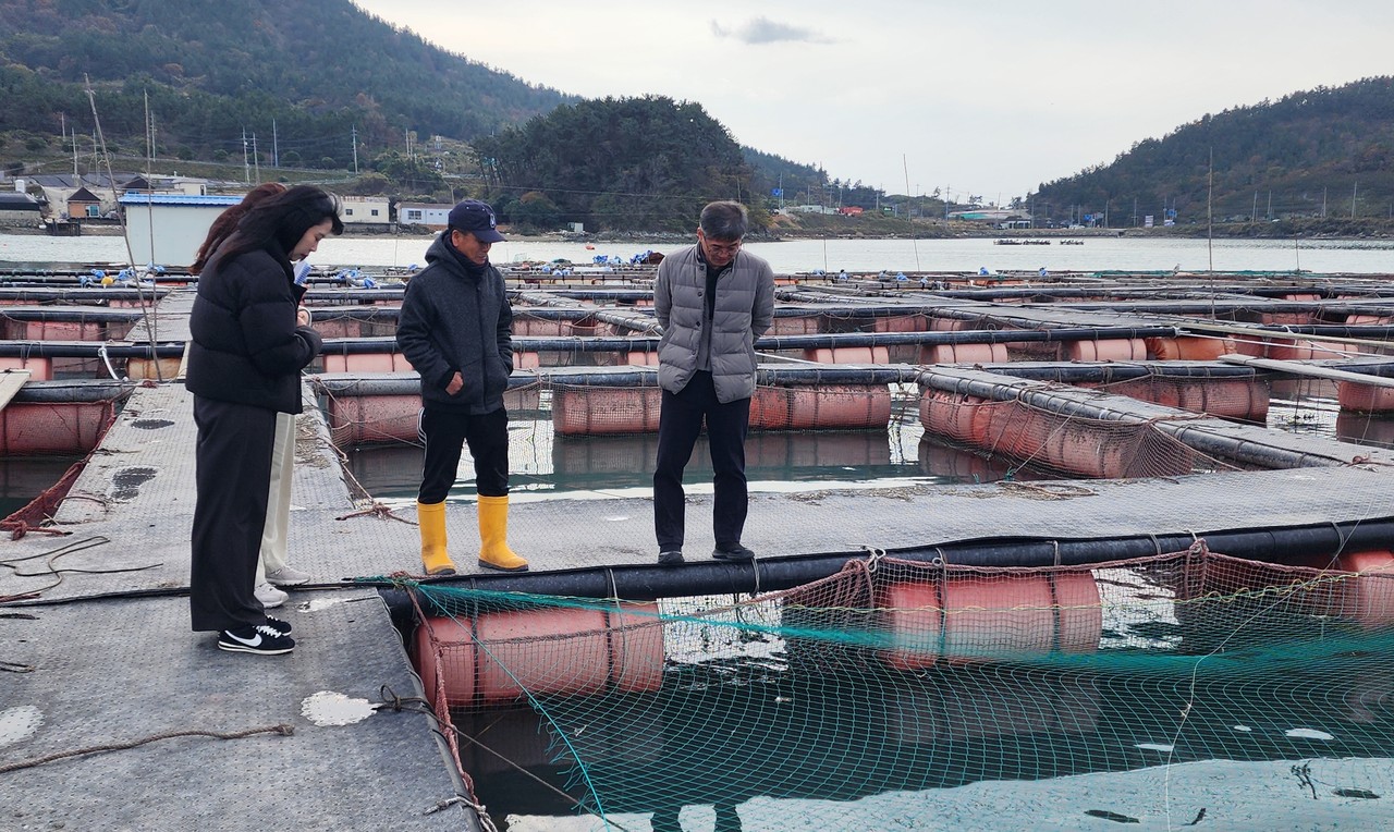 ▲ 양식장 저수온 피해 예방 ⓒ전라남도