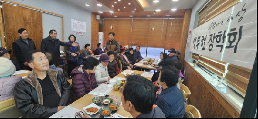 ▲  여수 주삼동 지역 어르신들을 위한 따뜻한 점심 나눔 봉사 활동에 참여했다.ⓒ전라남도의회