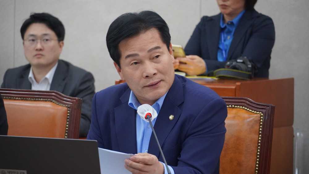 ▲ 더불어민주당 주철현 전남도당위원장이 민주당 최고위원회의에서 발언하고 있다. ⓒ주철현 국회의원실