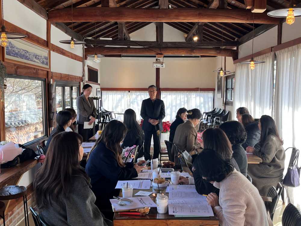 ▲ 21일 나주 3917마중에서 ‘2025년 (가칭)영유아학교 시범사업’설명회가 진행되고 있다. ⓒ전라남도교육청