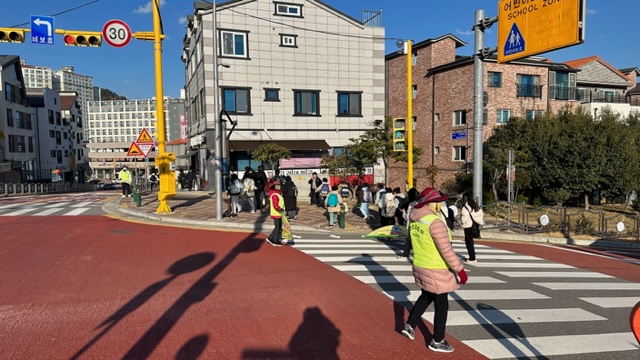 ▲ 초등학생 등하굣길 안전지킴이 새학기 활동 시작 ⓒ여수시