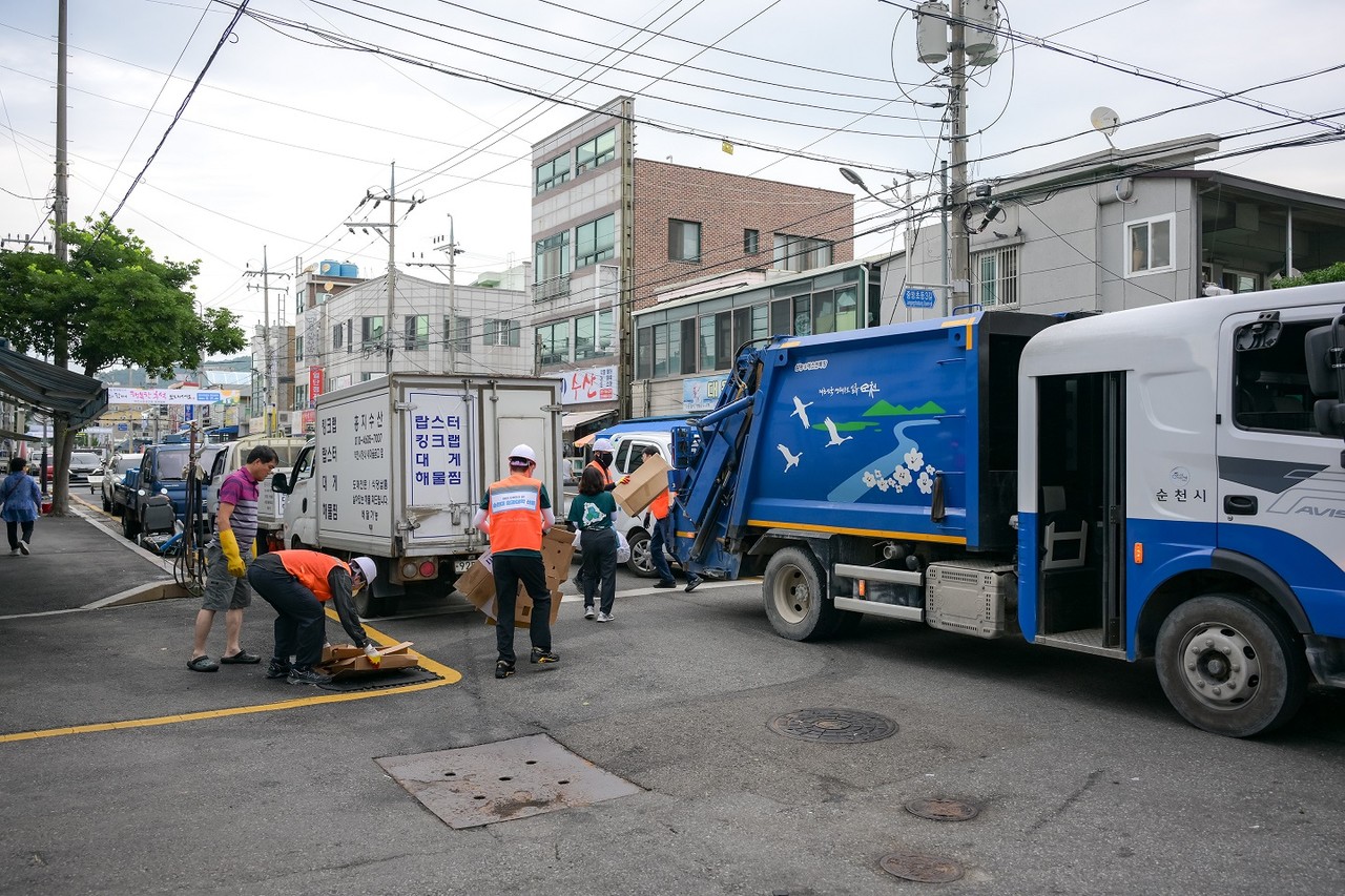 ▲순천시, 저상형 안전 청소차량 전면 도입 ⓒ순천시