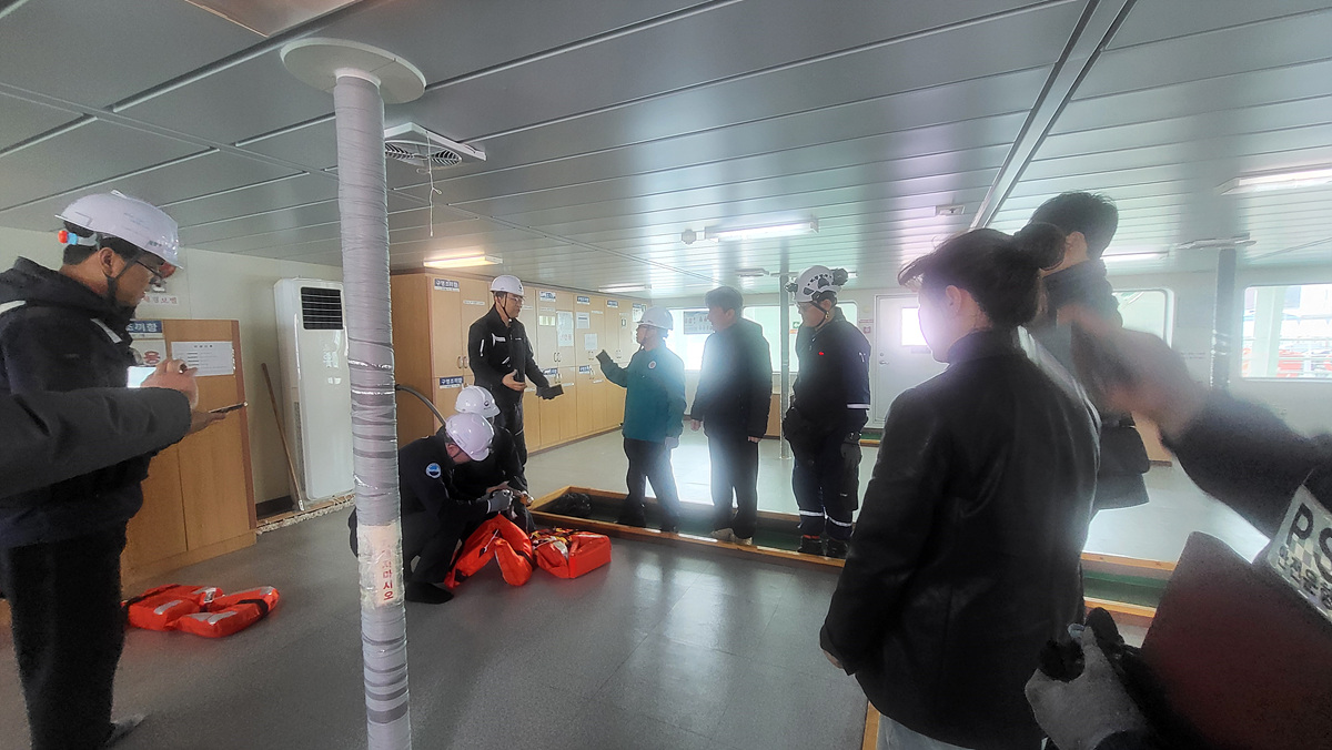 ▲ 여수시, 여객선 특별 안전 점검 실시 ⓒ여수시