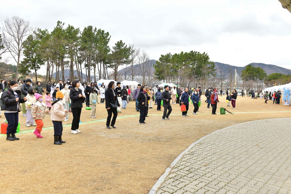 ▲ ‘제2회 미항여수 건강체험마당’이 지난 15일 웅천친수공원에서 700여 명이 참여한 가운데 성황리에 종료됐다. ⓒ여수시