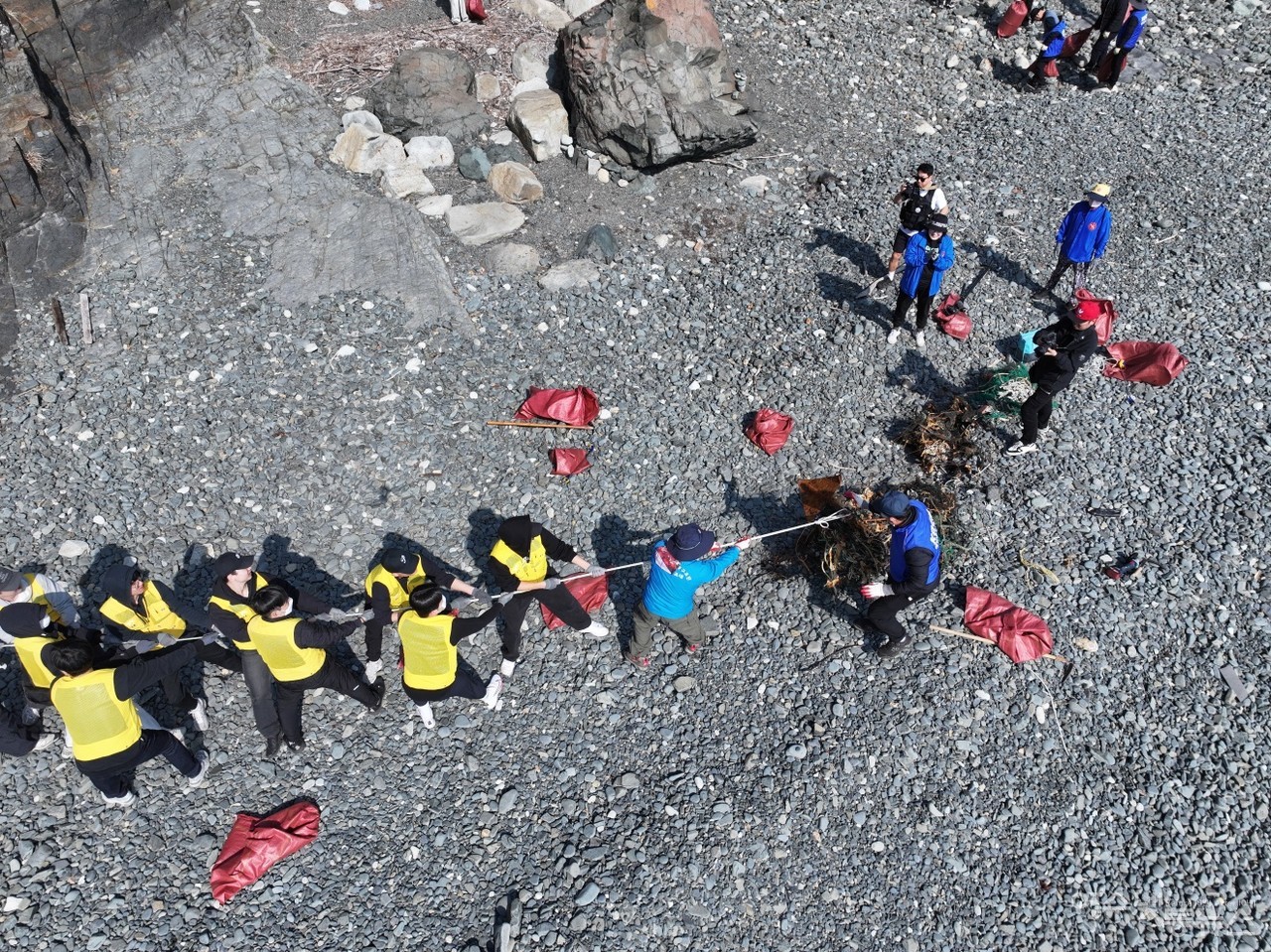 ▲ 드론으로 본 청결운동 ⓒ허재구 제공