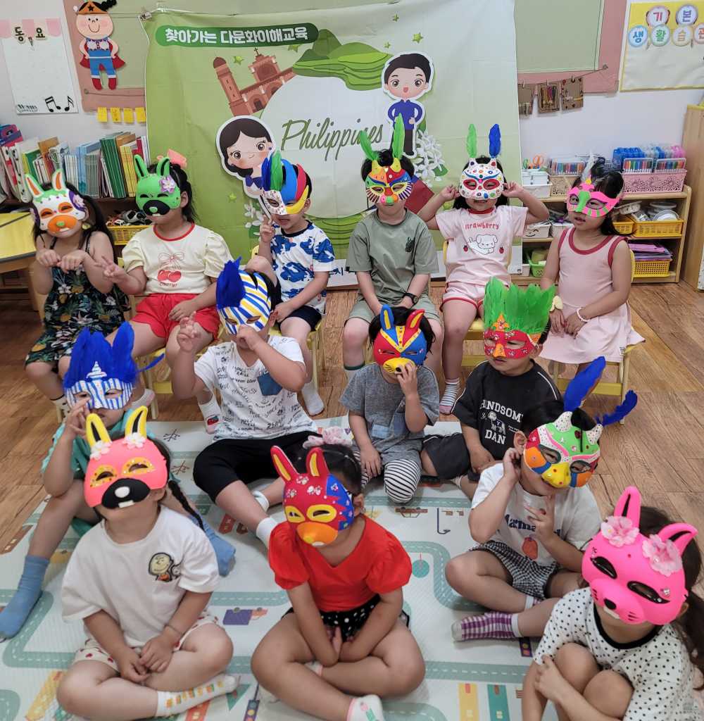 ▲관내 15개 어린이집 및 유치원 원아 대상 5개국 다양한 나라 문화체험 제공 ⓒ여수시 가족+센터