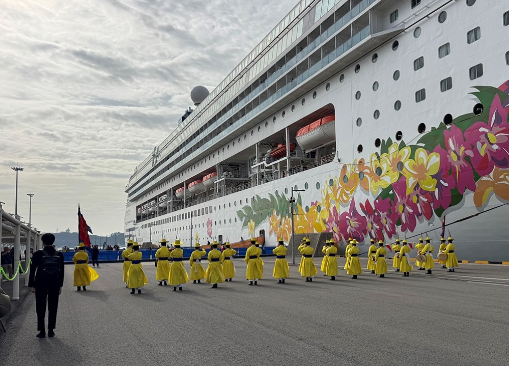 ▲日 최고급 크루즈 ‘미츠이 오션후지호’ 오는 13일 여수항 첫 입항 ⓒ여수시