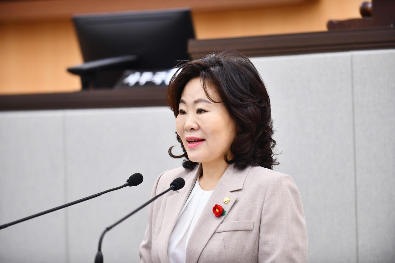 ▲정신출 여수시의회 의원, 5분 발언 통해 ‘우수자원봉사자 인센티브 제도’ 도입 제안 ⓒ여수시의회