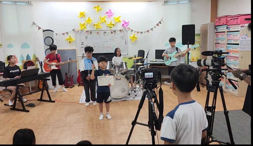 ▲‘할리우드 영화학교’ 청풍초등학교 영화프로젝트 학습 ⓒ전라남도교육청