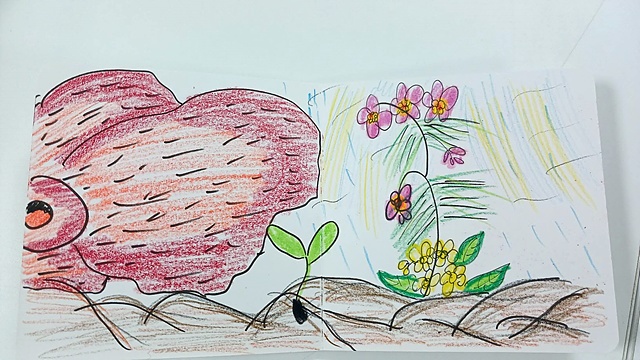 ▲라플레시아 꽃과 쟈스민 옆에 도착한 민들레 꽃씨가 뿌리를 내리기 시작했다. ⓒ오문수