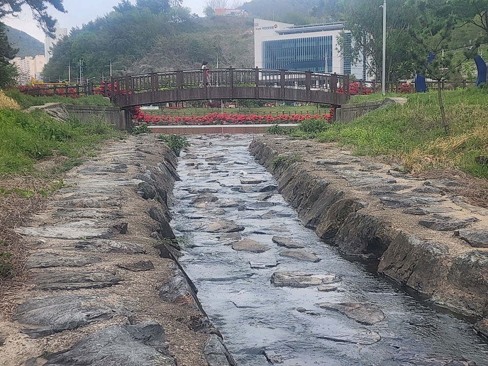 ▲여수 웅천못공원 ⓒ여수시