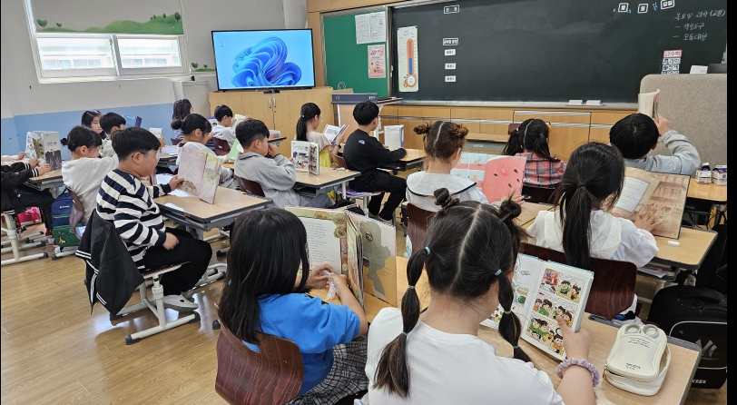 ▲해남서초등학교에서 글로컬독서인문학교 ‘김대중 독서교실’ 프로그램을 운영하고 있다. ⓒ전라남도교육청