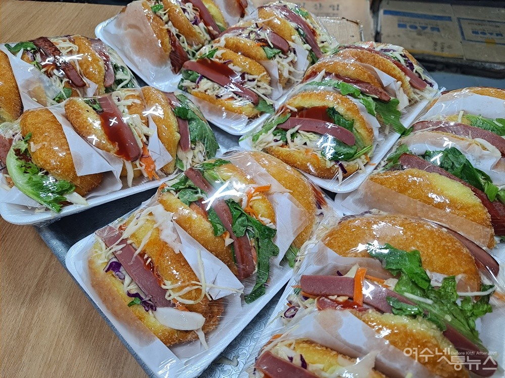 ▲사랑빵집의 인기 메뉴인 사라다빵(야채빵)이다. ⓒ조찬현