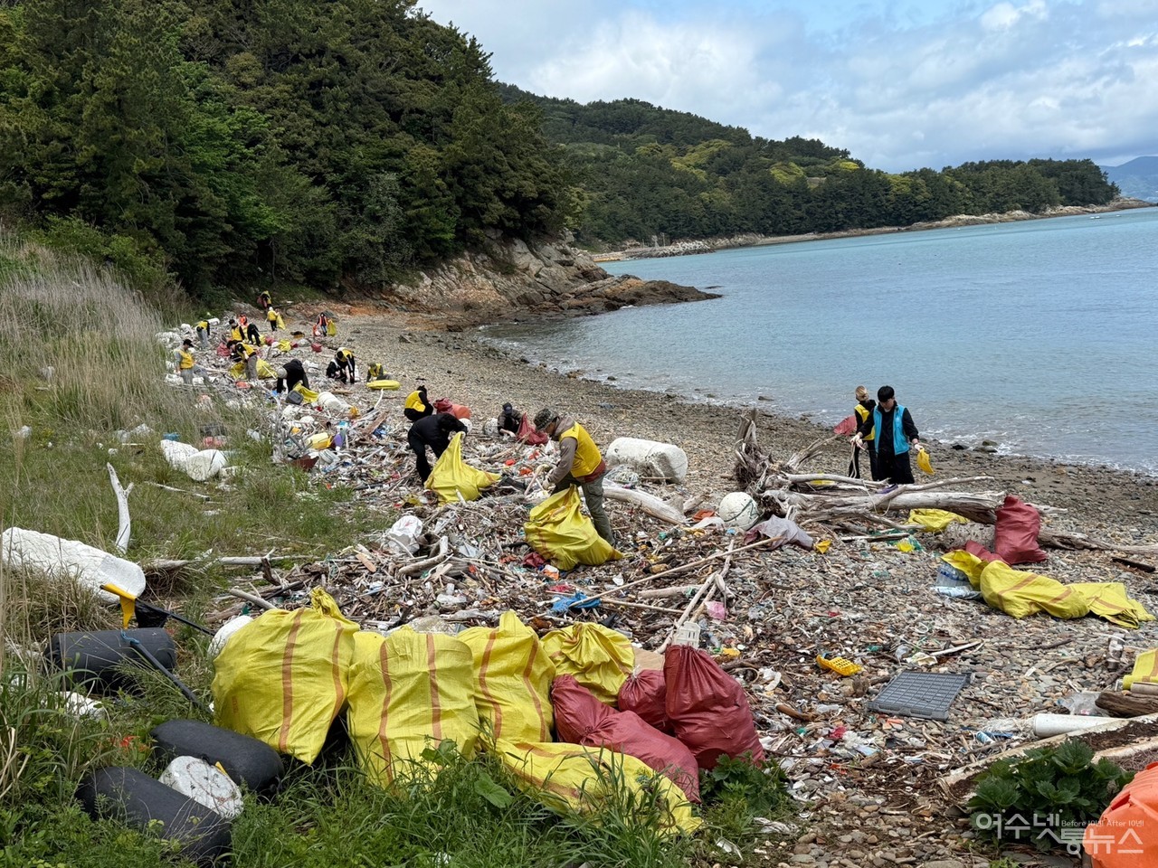 ▲ 해변에 웬쓰레기가 이리 많아 ⓒ정종현