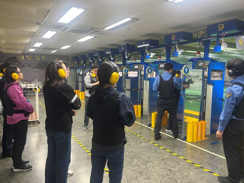 ▲실내사격 모습 ⓒ해양경찰교육원