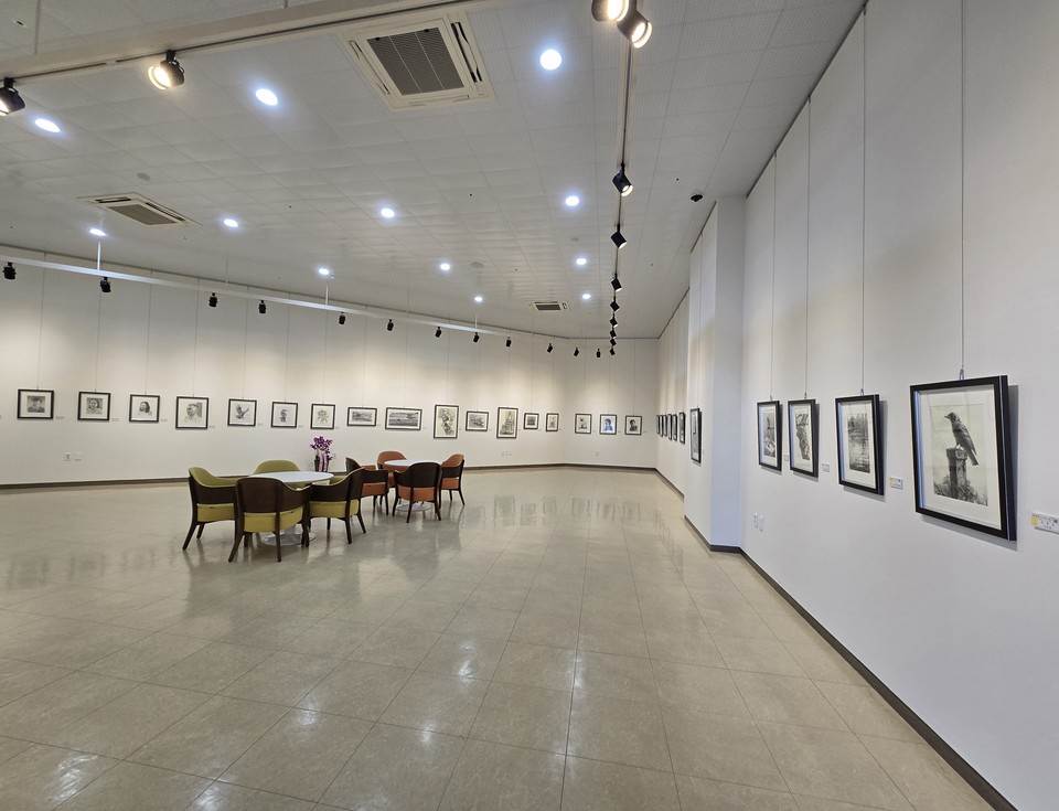 ▲ 당신의 삶도, 한 자루 연필로 충분히 빛날 수 있어요.