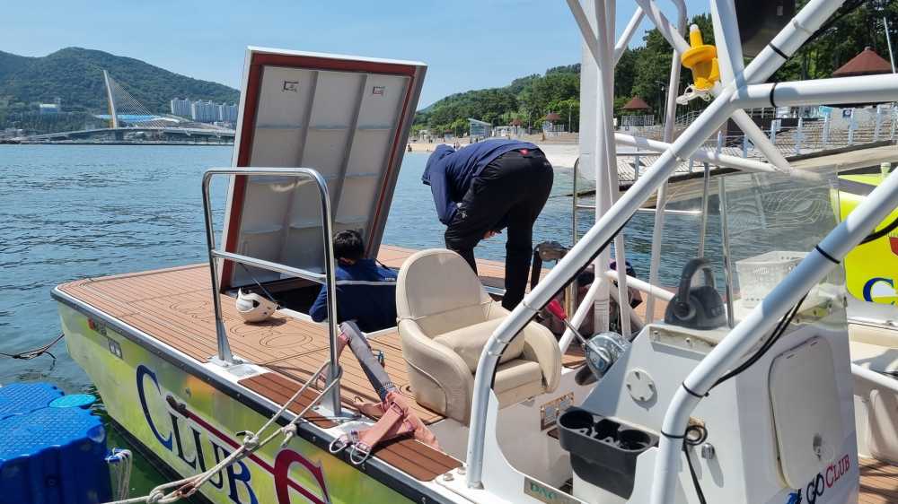 ▲수상레저 사업장 점검 ⓒ여수해양경찰서