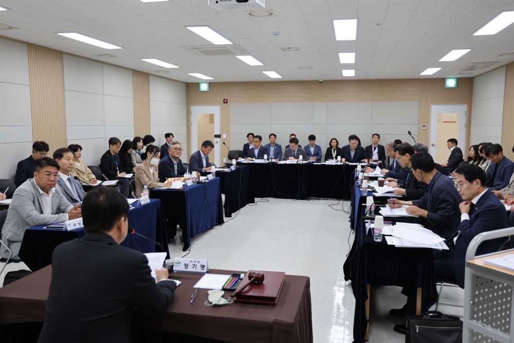 ▲(재)2026여수세계섬박람회 조직위원회는 지난 14일 제3회 이사회(정기회)를 개최하고, 섬박람회 준비상황을 점검했다. ⓒ2026여수세계서박람회 조직위원회