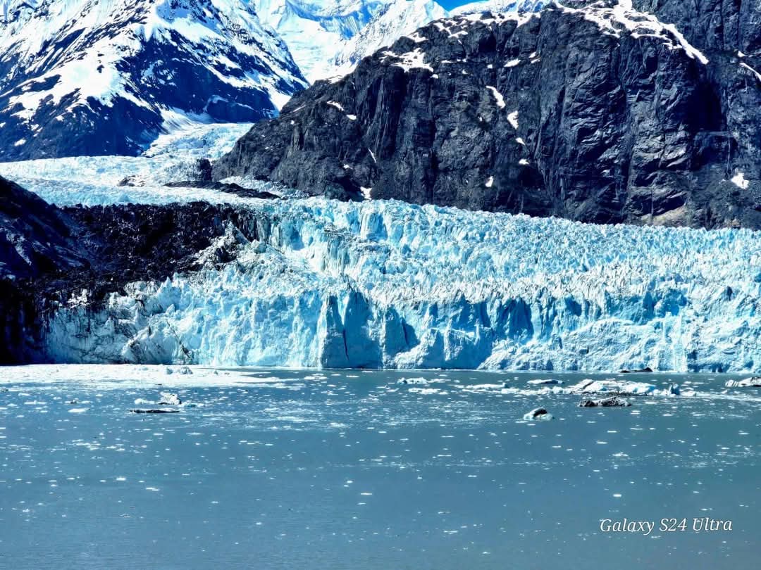 ▲ 글래이셔 베이 국립공원 보호구역에 위치한 8마일 길이의 빙하 모습 ⓒ이국찬
