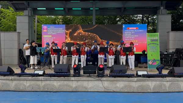 ▲여문텃골문화축제에 참여한 모습 ⓒ문수종합사회복지관