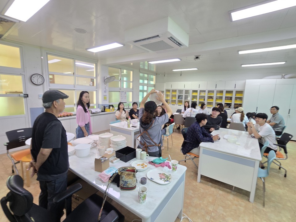 ▲ 진갤러리는 지역과 학교, 시민이 함께하는 예술공동체의 길을 묵묵히 걸어 가고 있다. ⓒ김광호