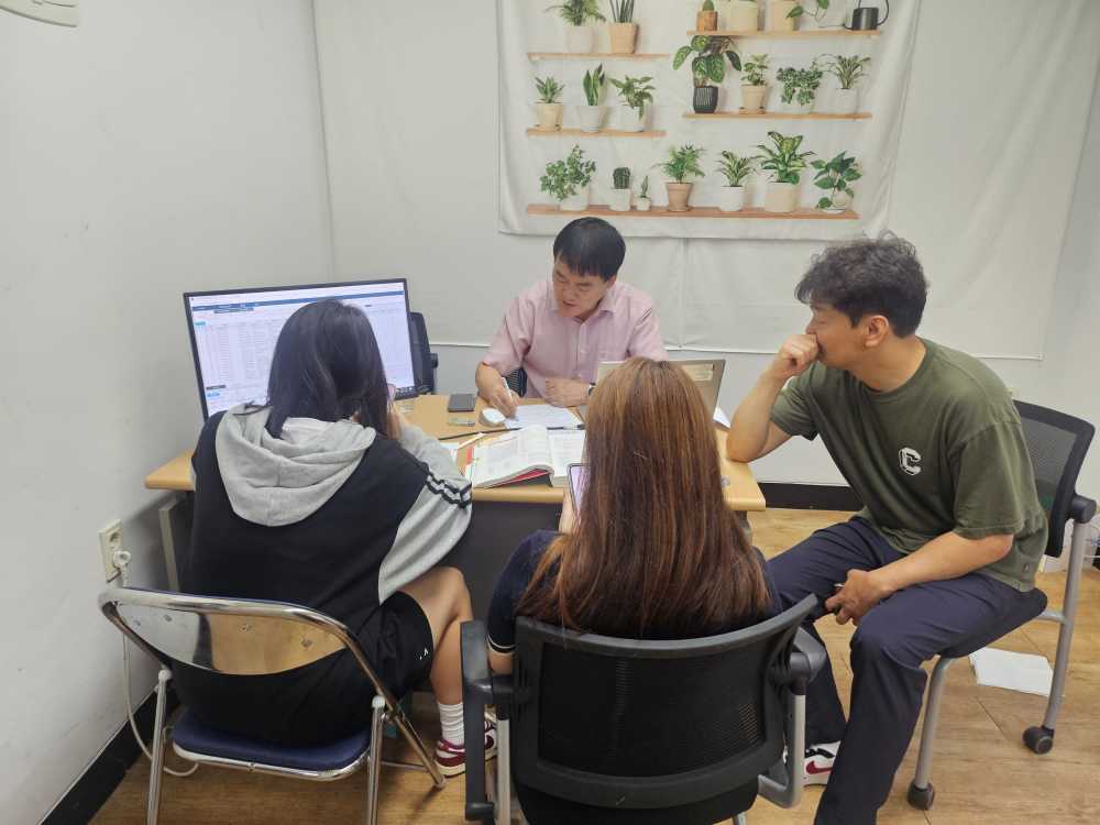 ▲지난 14일 여수시행복교육지원센터에서 관내 고1을 대상으로 ‘1대1 진학 컨설팅’을 진행했다. ⓒ여수시