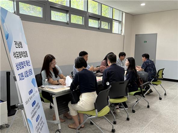 ▲기업별 1:1 현장 상담을 위한 ‘상담부스’ 모습 ⓒ(사)전남여수산학융합원